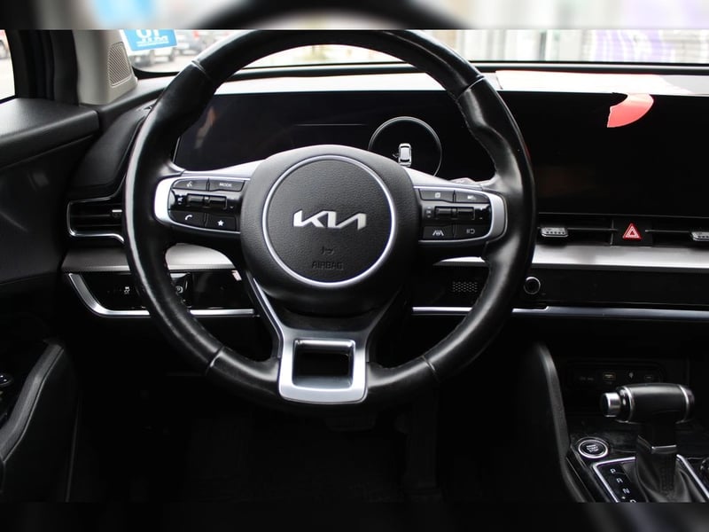 Kia SPORTAGE EX 4X4 2.0 AT 2023 - Imagen 8 de 11