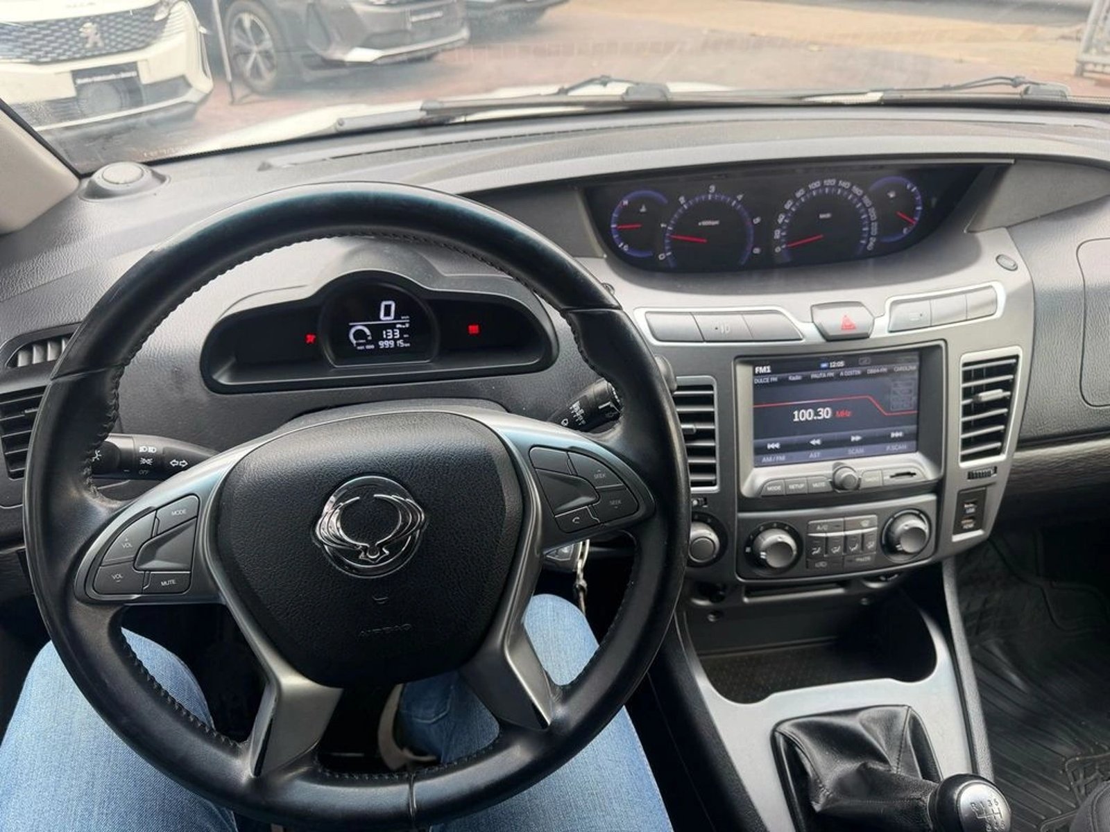 SSANGYONG STAVIC 2.2 M.T 2018 - Imagen 9 de 15