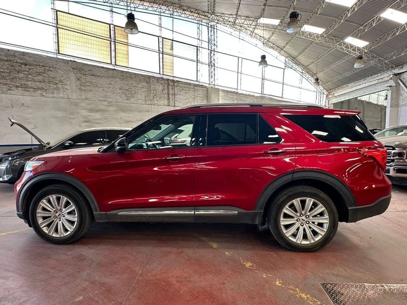 Ford EXPLORER 2.3 ECOBOOST LIMITED 4X4 AT 5P 2022 - Imagen 7 de 11