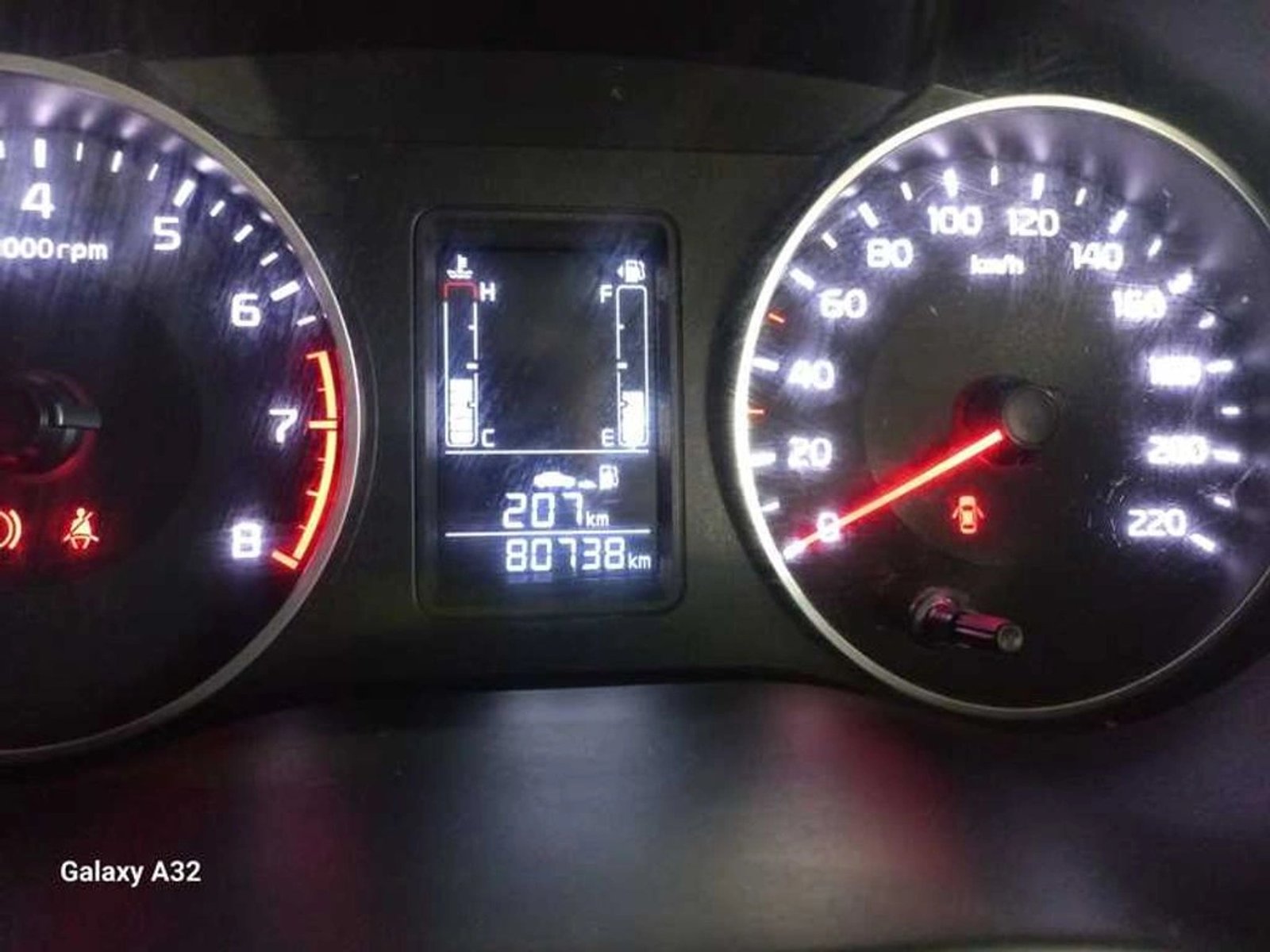 Kia SOLUTO 1.4 2023 - Foto 5 de 6