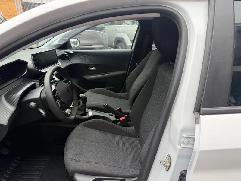 Peugeot 208 MCA Style Puretech 75 2025 - Imagen 8 de 12