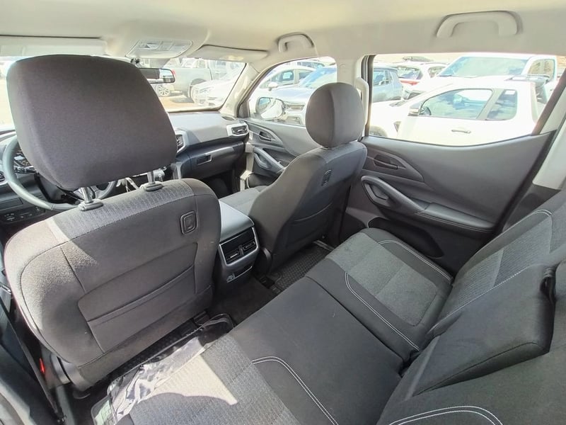 Peugeot LANDTREK Active BlueHDi 180 4x4 AT 2026 - Imagen 18 de 20