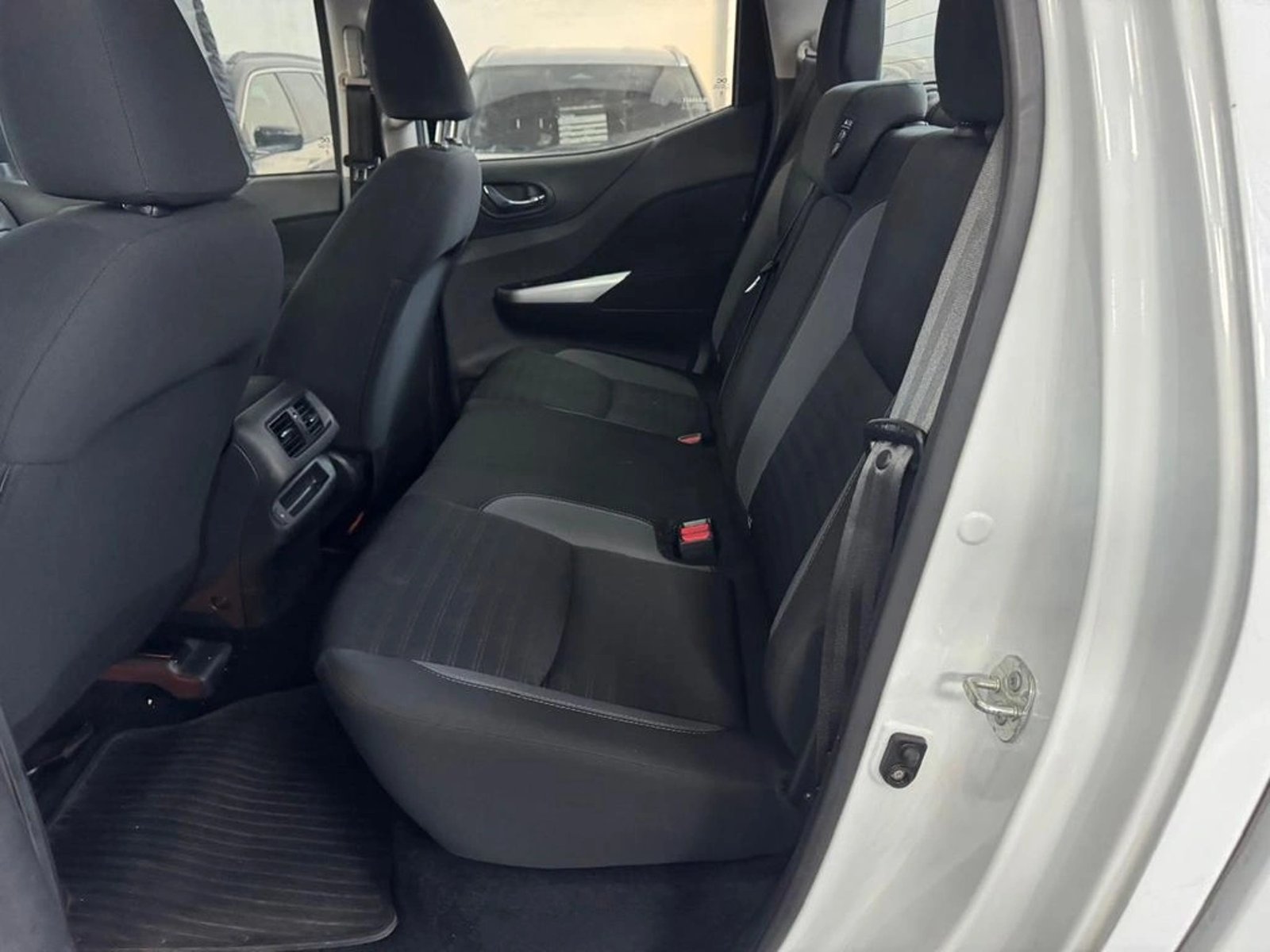 NISSAN NAVARA 2.3D DC XE 2024 - Imagen 11 de 16