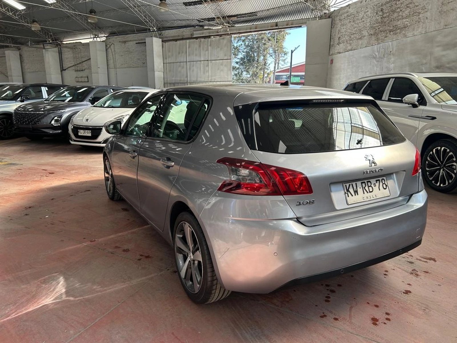 PEUGEOT 308 Feline 1.6 Blue-HDi 120HP EAT6 2019 - Imagen 3 de 17