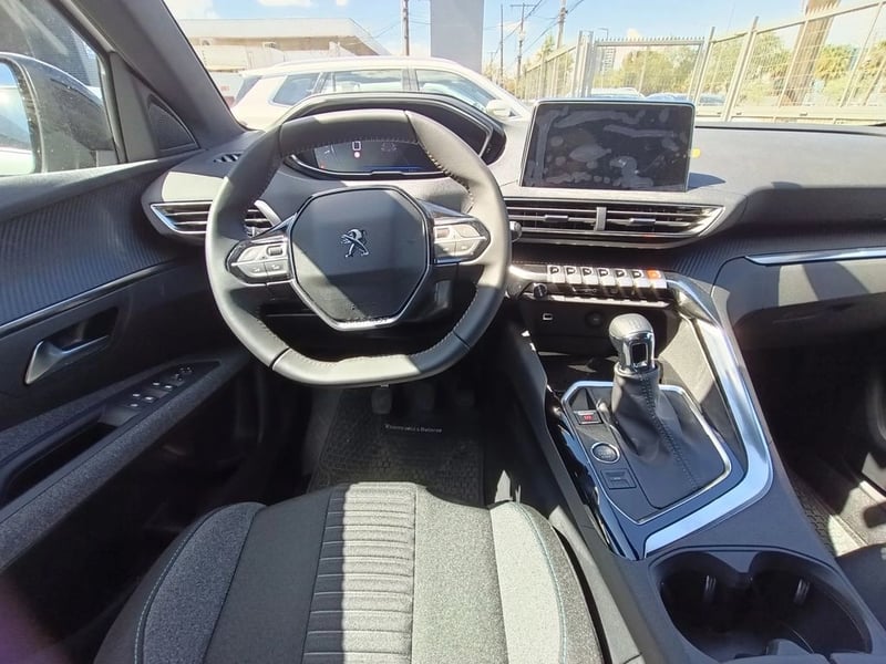Peugeot 3008 Active Pack Puretech 130 2026 - Imagen 11 de 18