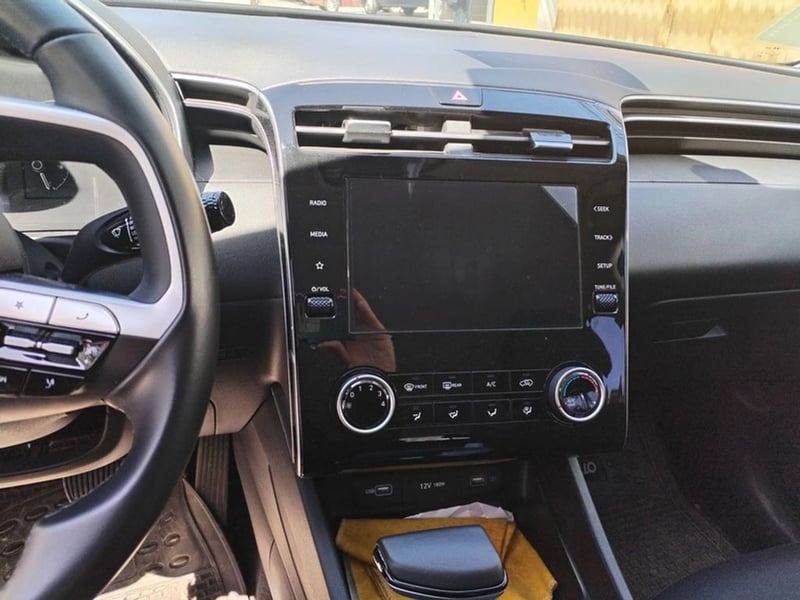 Hyundai TUCSON NX4 2.0 AUT 2023 - Imagen 6 de 12