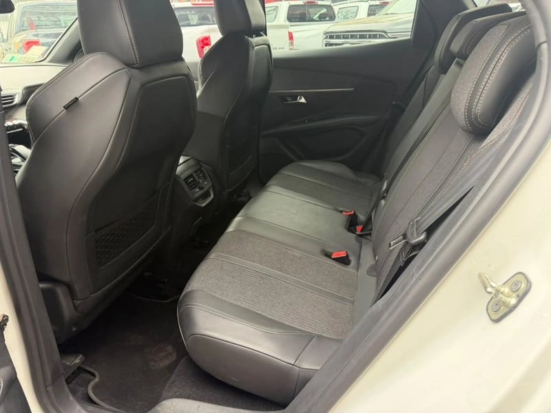 Peugeot 3008 GT LINE 1.6 2019 - Imagen 14 de 14