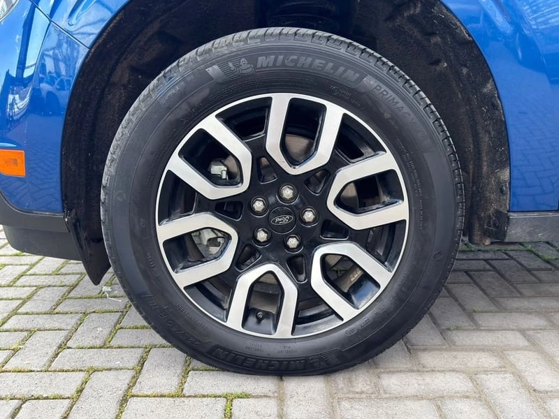 Ford MAVERICK 2.5 AUT 2025 - Imagen 9 de 19