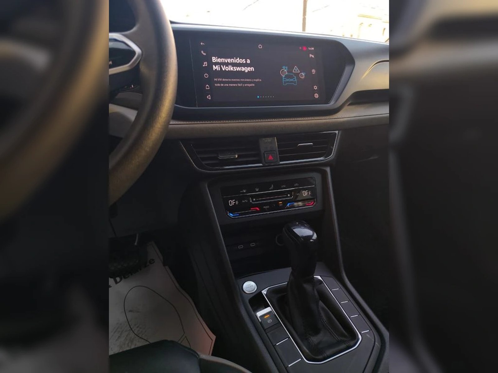 Volkswagen TAOS TSI 4X2 1.4 AUT 2025 - Imagen 14 de 17