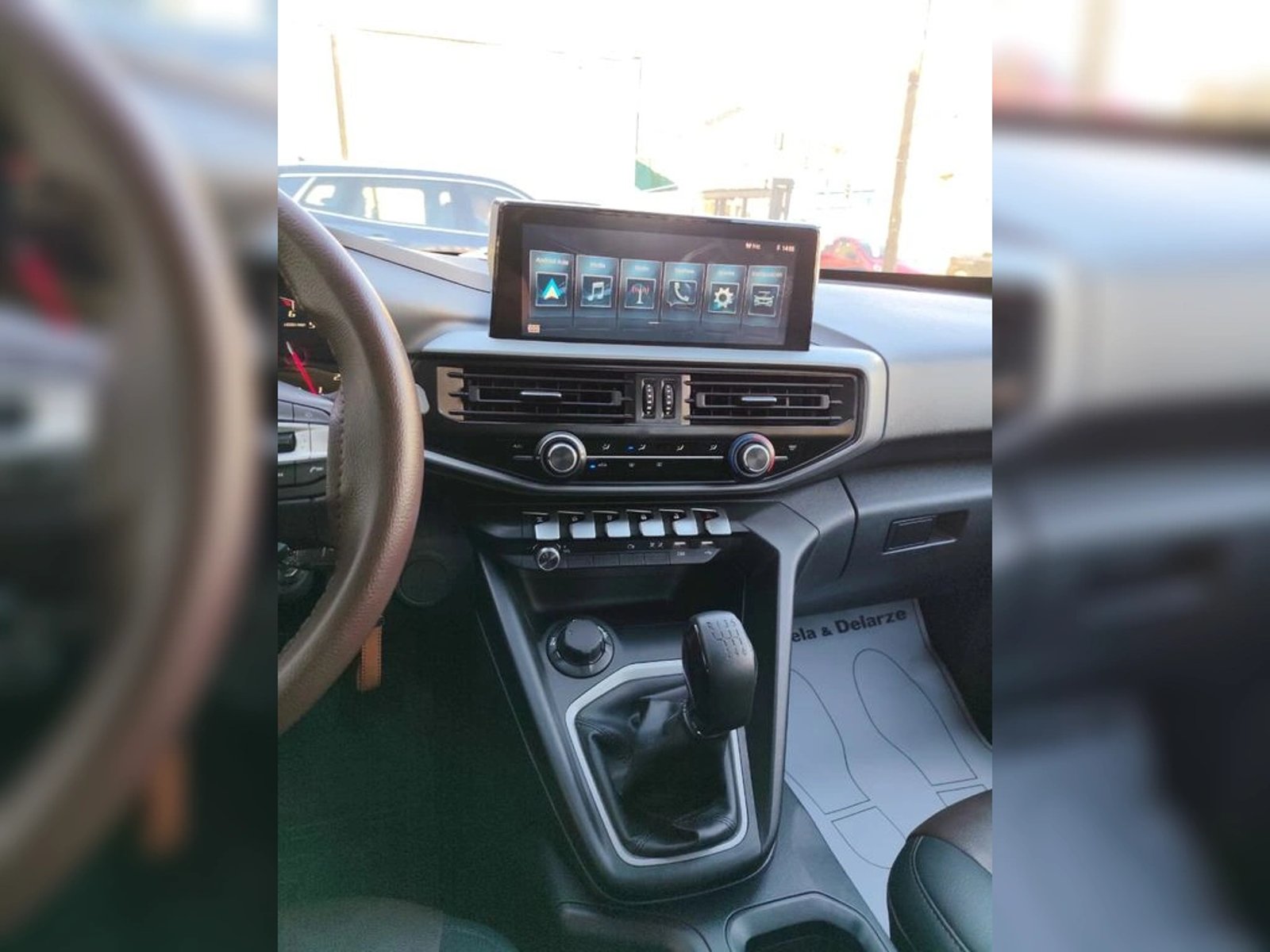 PEUGEOT LANDTREK Active BlueHDi 180 4x4 2024 - Imagen 11 de 15
