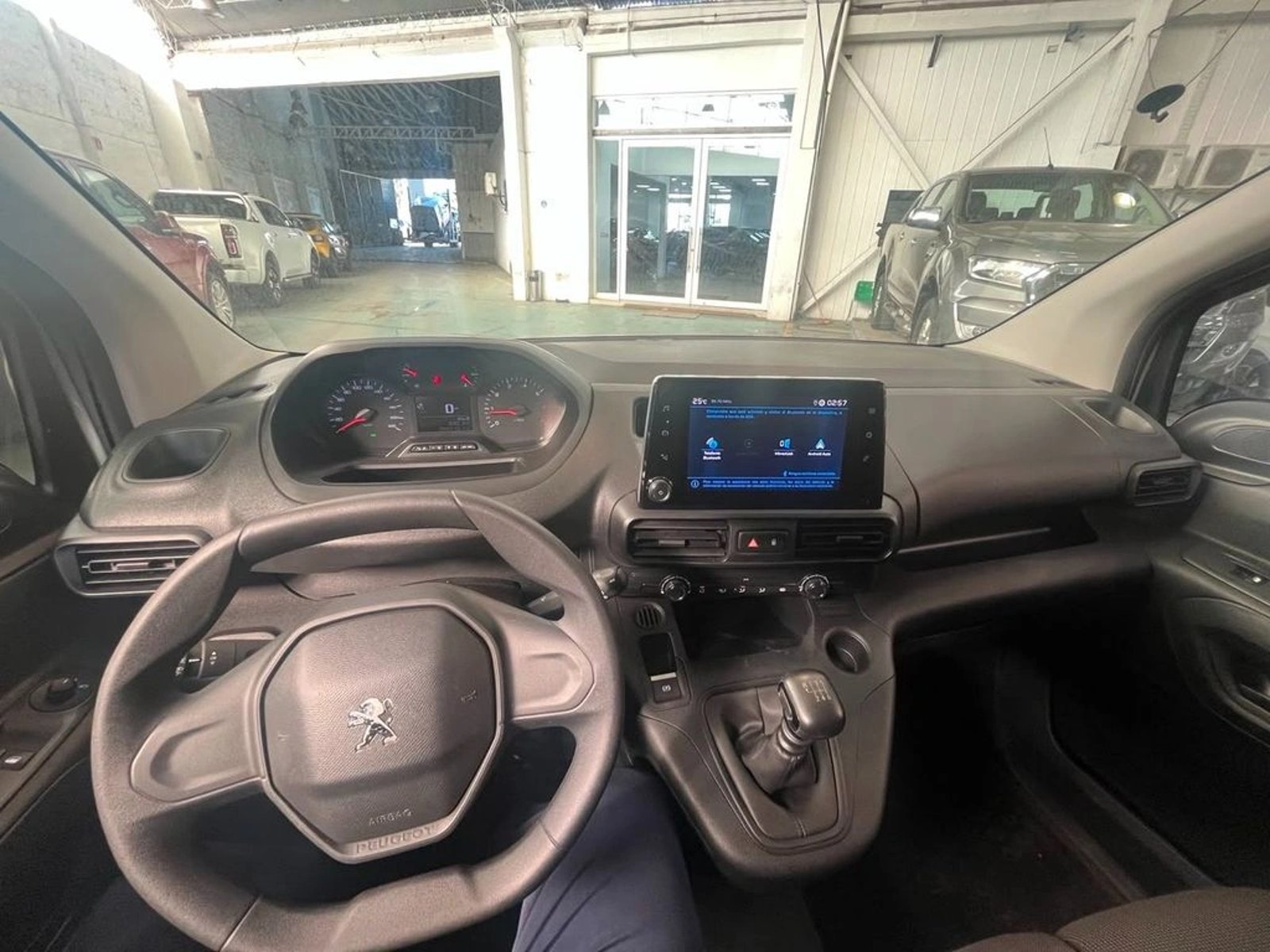 Peugeot PARTNER L1 BlueHDi 100 2024 - Imagen 13 de 15