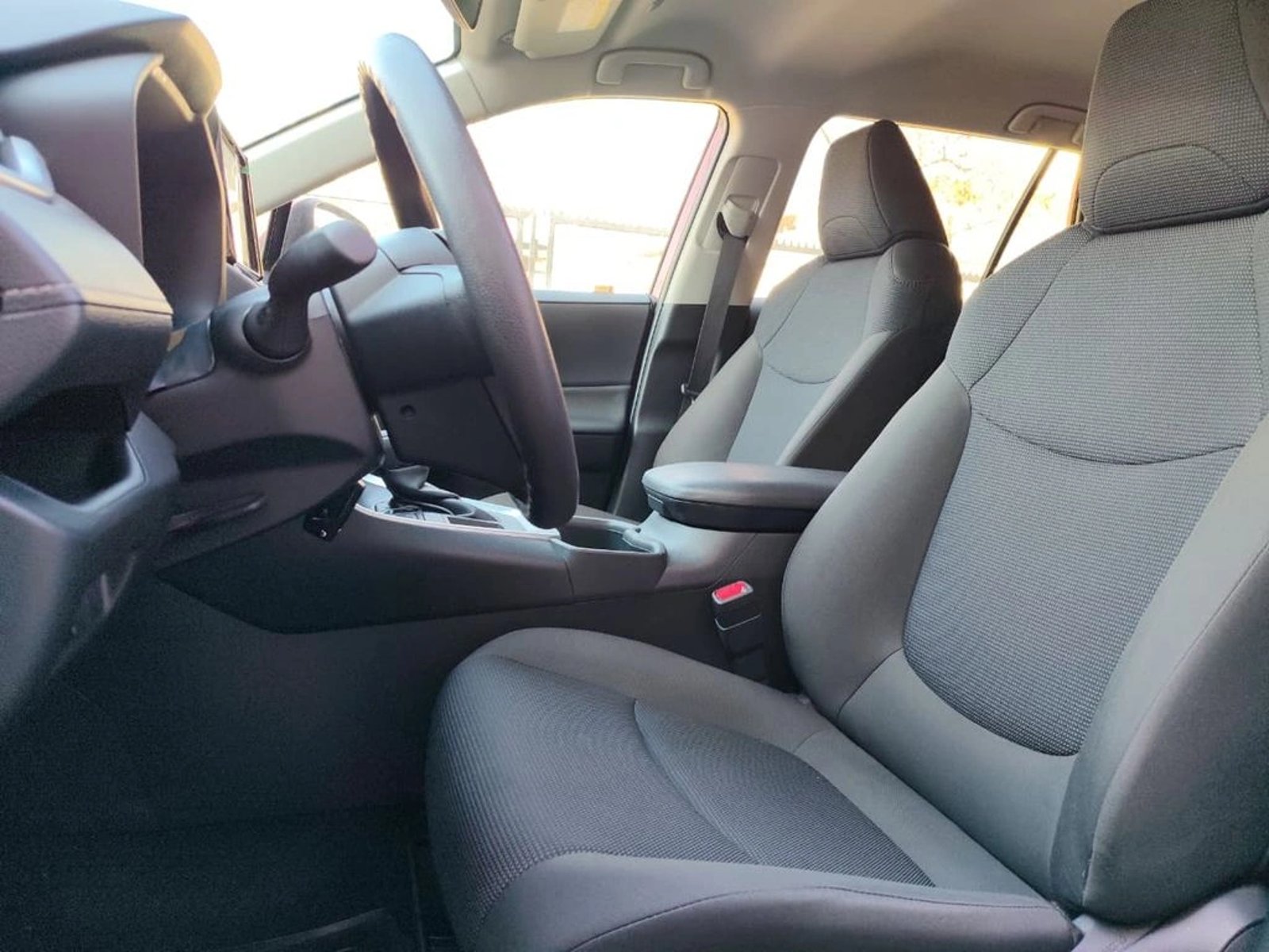 Toyota RAV4 2.0 AUT 2025 - Imagen 9 de 17