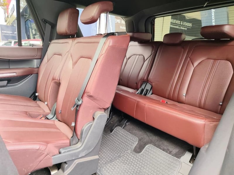 Ford EXPEDITION 3.5 LIMITED 4WD AT 5P 2023 - Imagen 11 de 20