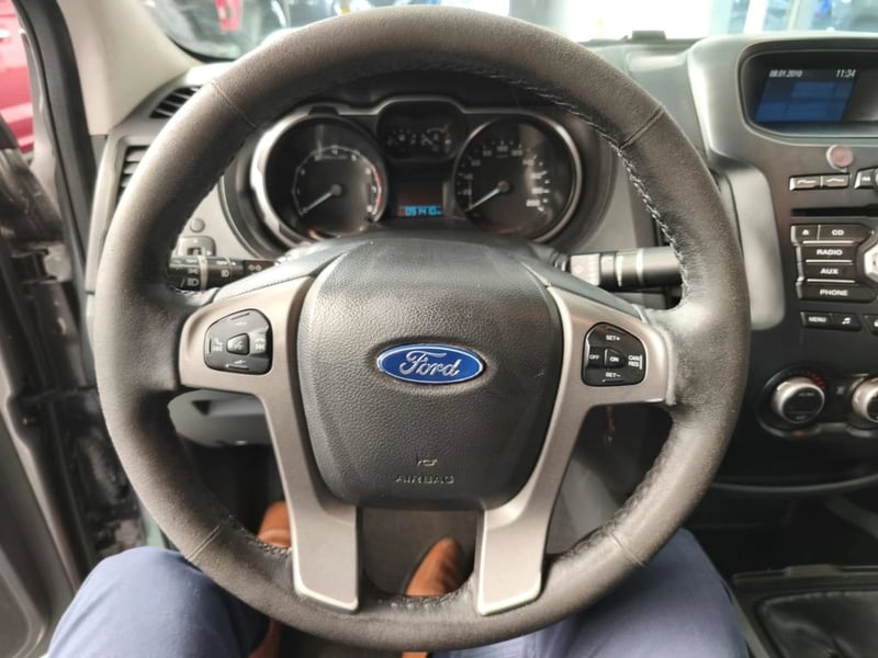 Ford RANGER 2.5 XLT 4X2 DOB. CAB. MT 4P 2019 - Imagen 10 de 14