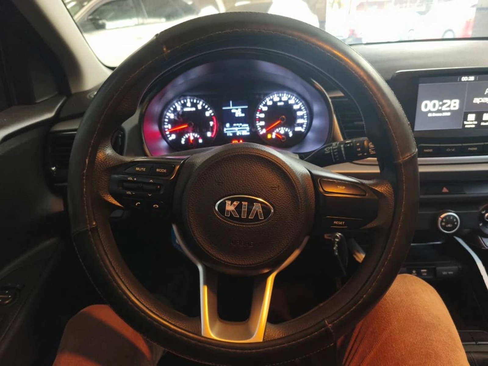 Kia RIO 5 EX 1.4 2020 - Imagen 10 de 13