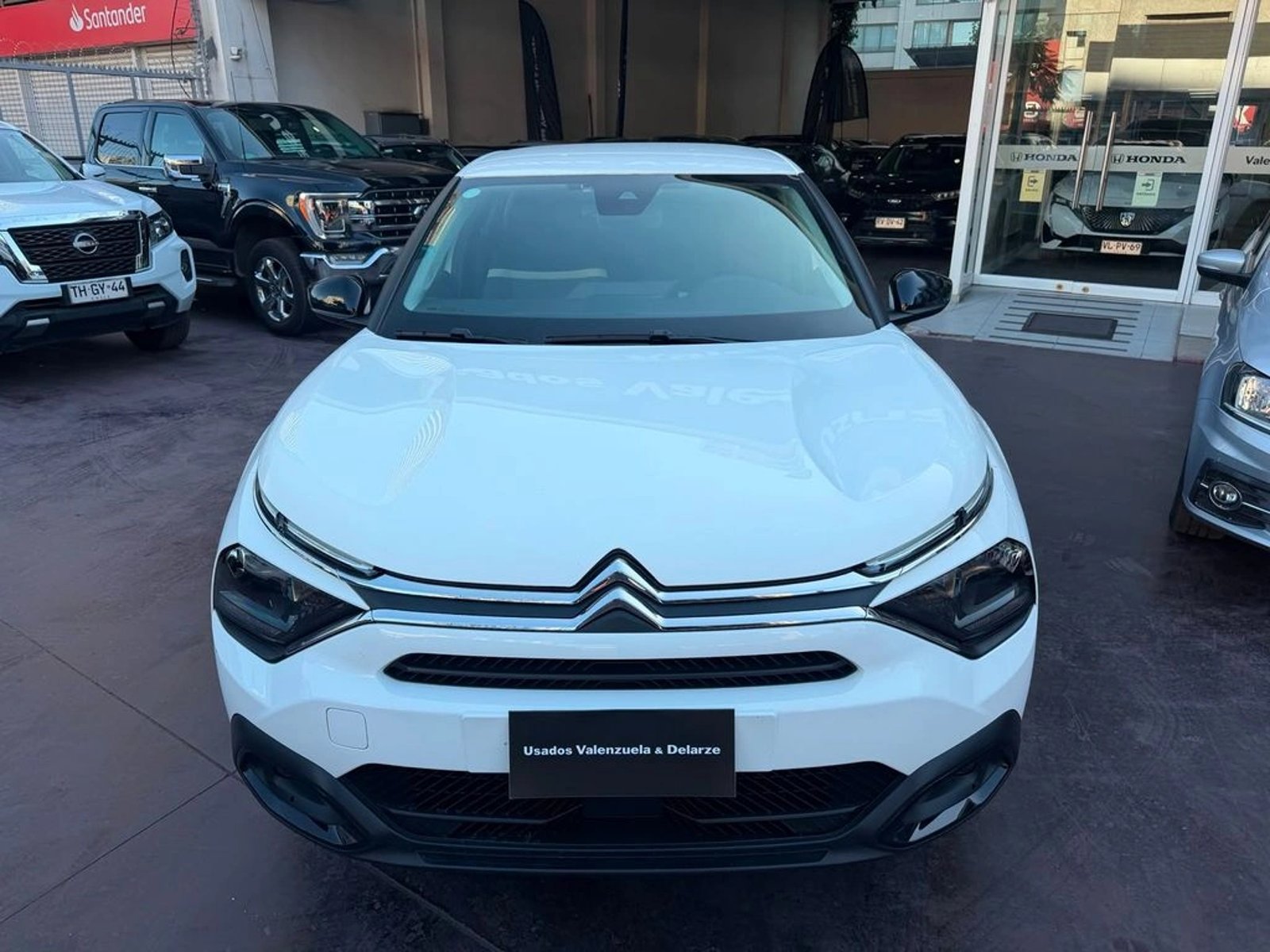 Citroën C4 1.2 AT 2023 - Foto 2 de 13