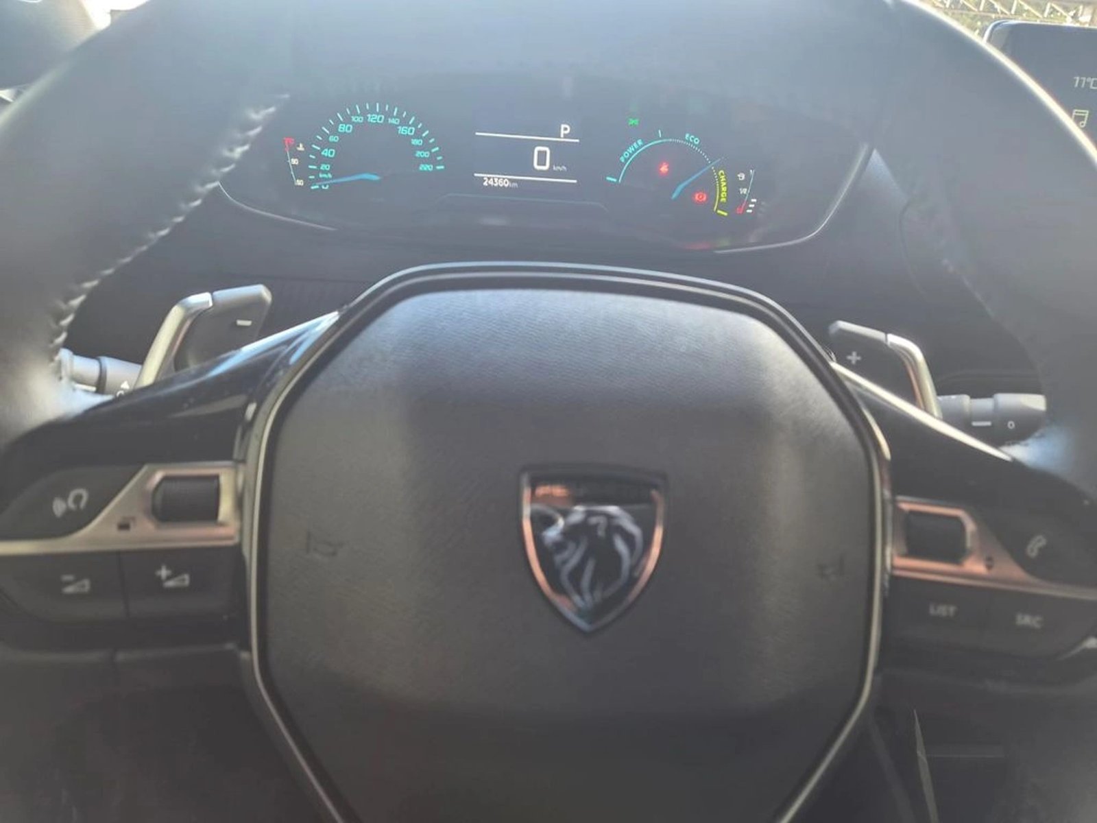 Peugeot 2008 MCA Style MHEV 136 eDCT6 2025 - Imagen 8 de 13