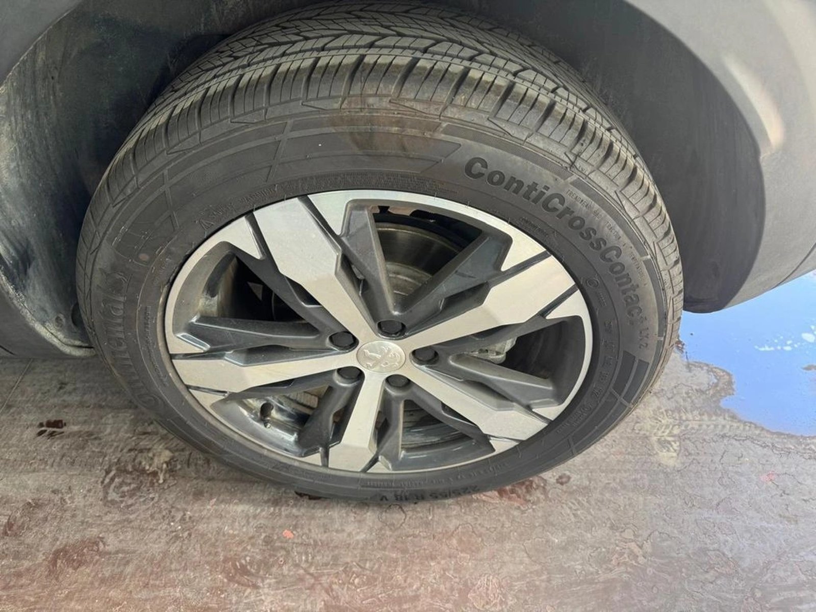 PEUGEOT 3008 Allure Pack THP 165 EAT6 2024 - Imagen 8 de 18