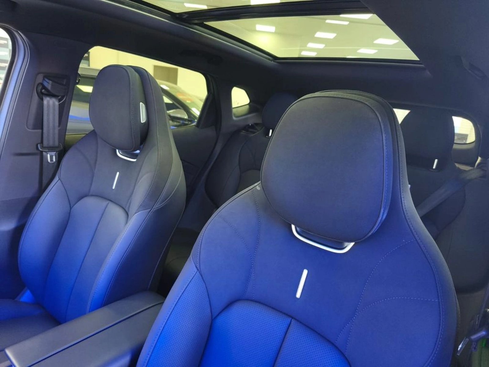 OMODA C7 1.6T 7DCT LUXURY 2026 - Imagen 14 de 15