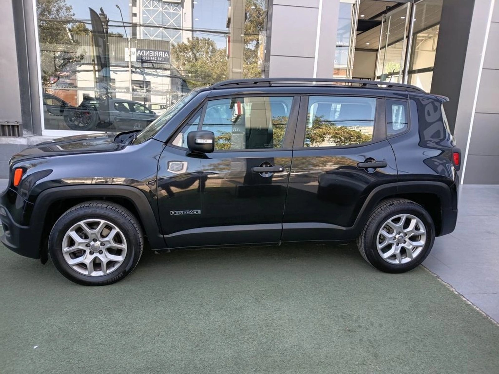 JEEP RENEGADE LX SPORT 1.7 2018 - Imagen 8 de 20