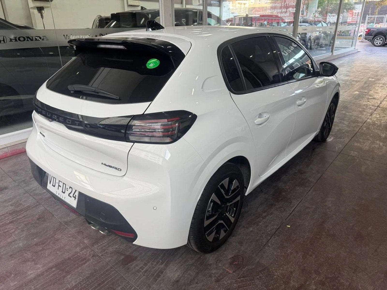 Peugeot 208 ALLURE 2025 - Foto 4 de 12