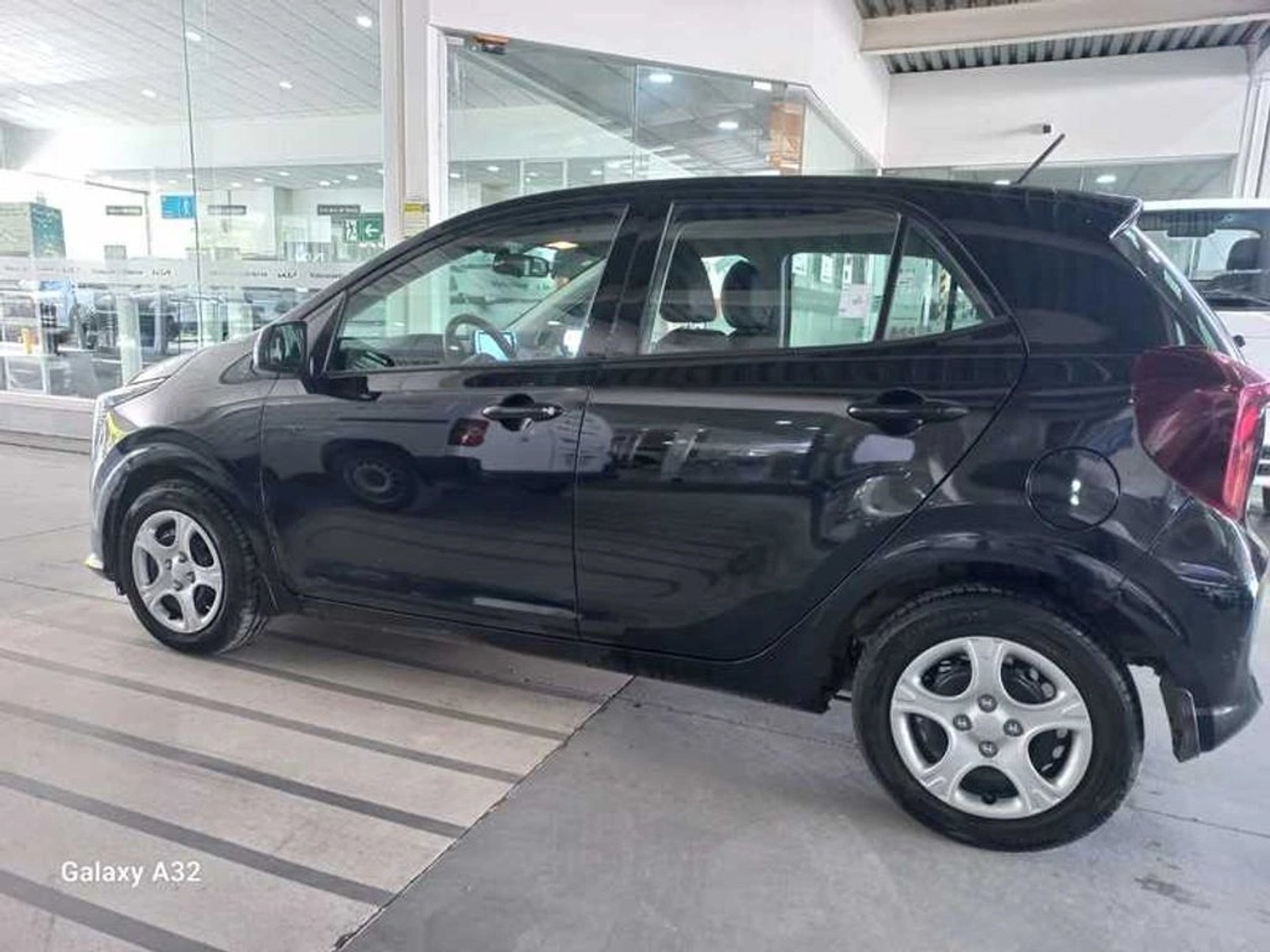 Kia MORNING EX 1.2L 4AT  (2351) 2025 - Foto 4 de 5