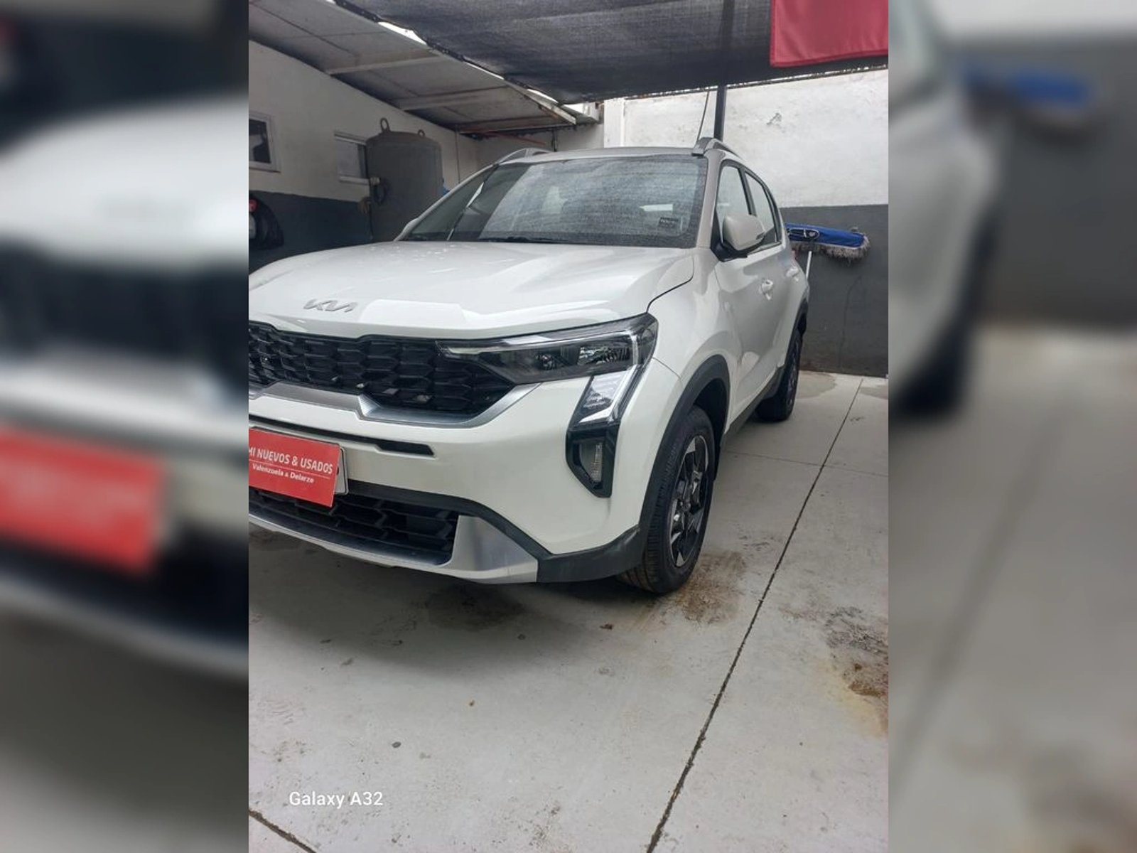 Kia SONET EX 1.5L 6MT (2373) 2025 - Foto 2 de 10