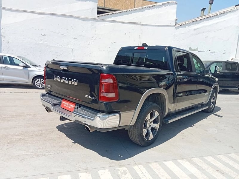 RAM 1500 Laramie 2020 - Imagen 8 de 18
