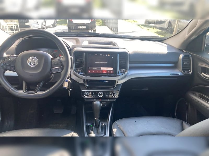 RAM 1000 BIGHORN 1.8 AT LX 2024 - Imagen 9 de 11