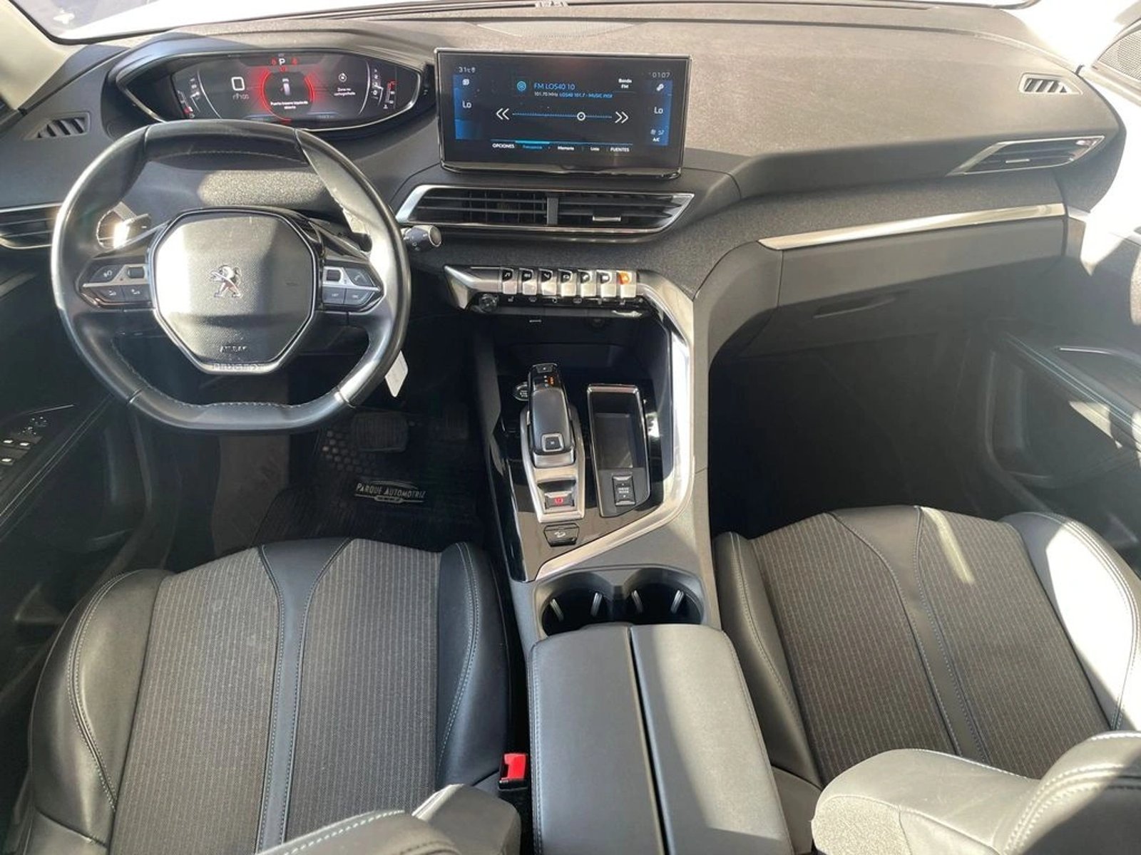 PEUGEOT 5008 Allure BlueHDi 130 EAT8 2022 - Imagen 14 de 19