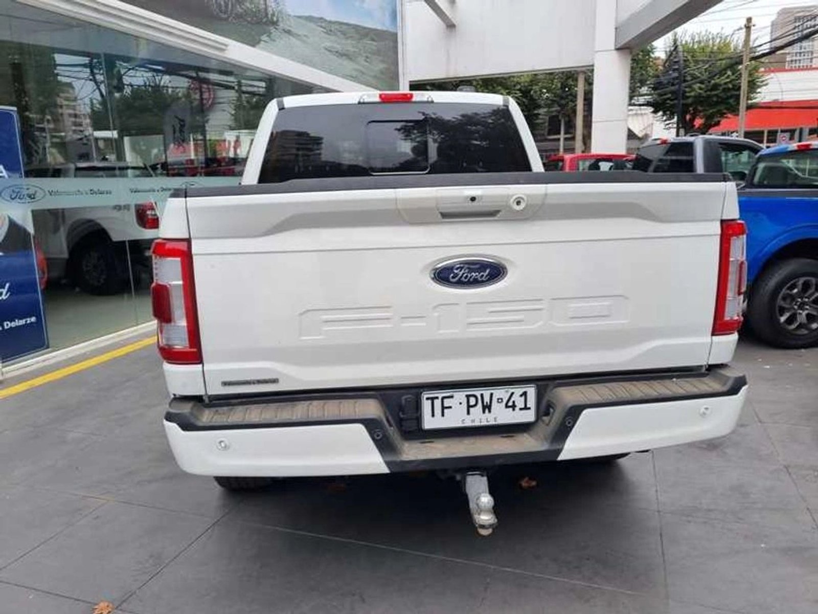 Ford F-150 5.0 LARIAT SPORT CC DOB. CAB. 4X4 AT 4P 2024 - Foto 4 de 5