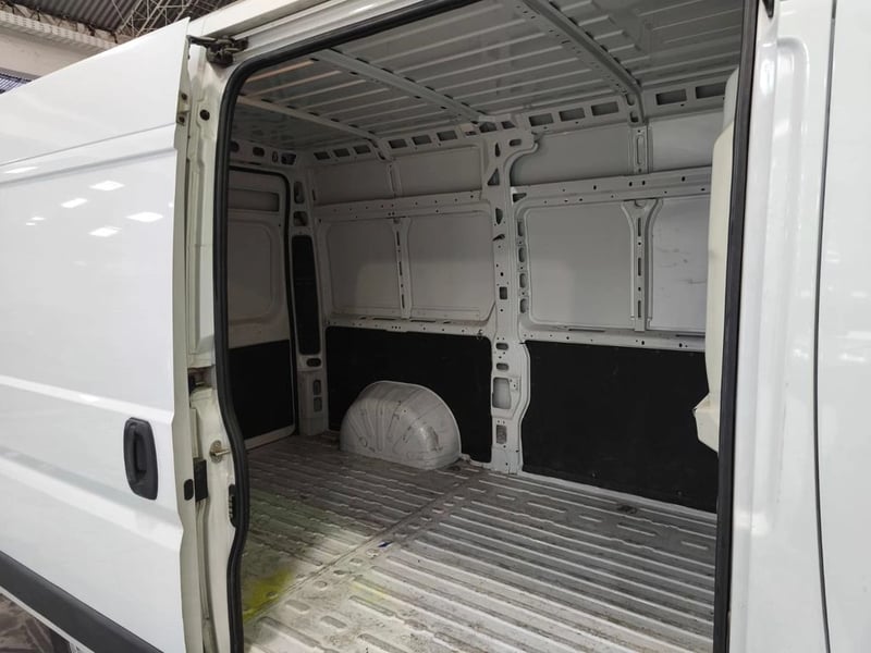 Peugeot BOXER Furgón  L2H2 BlueHDi 165 2025 - Imagen 10 de 15