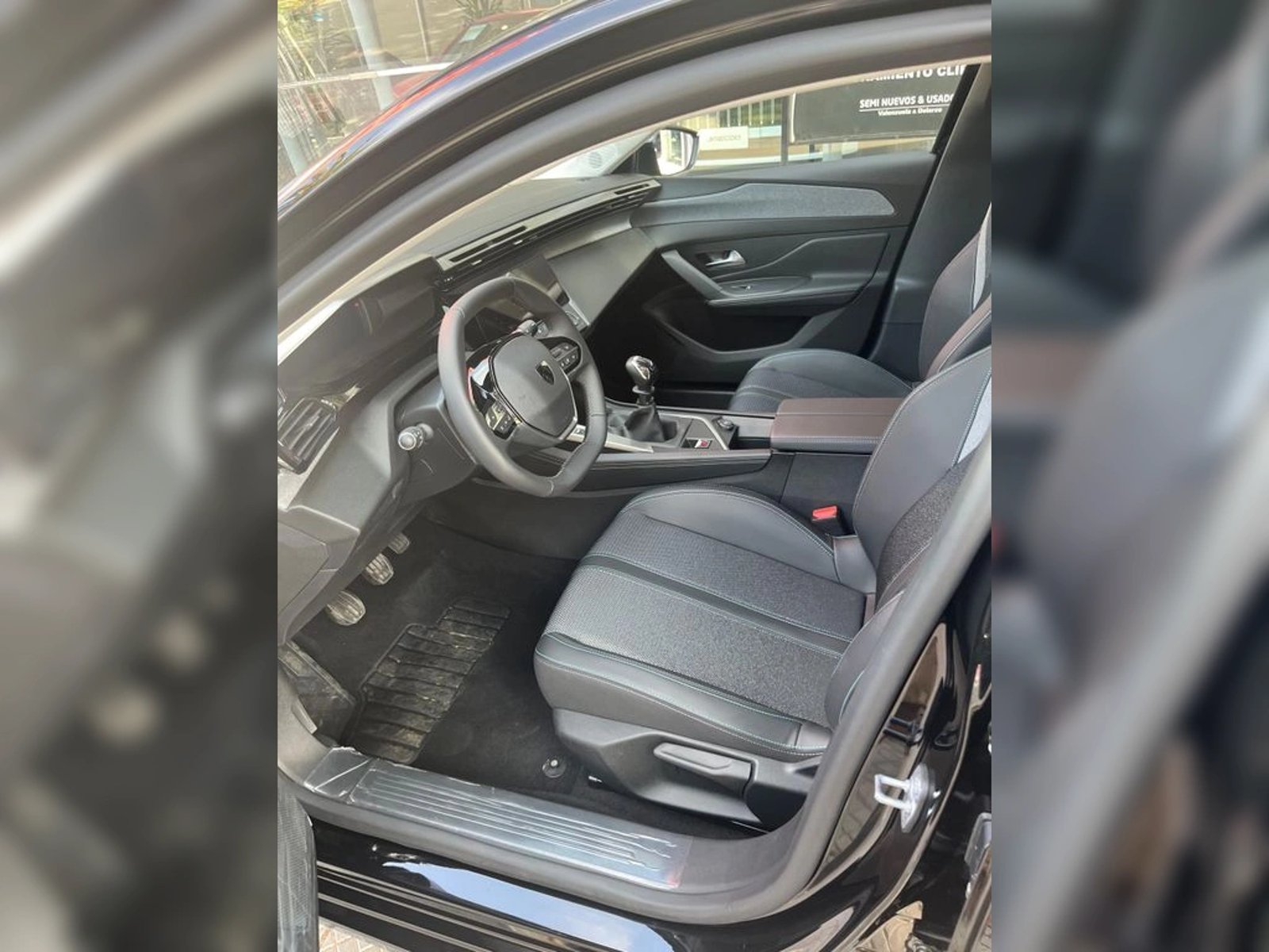 PEUGEOT 308 Allure Pack 2025 - Imagen 10 de 20