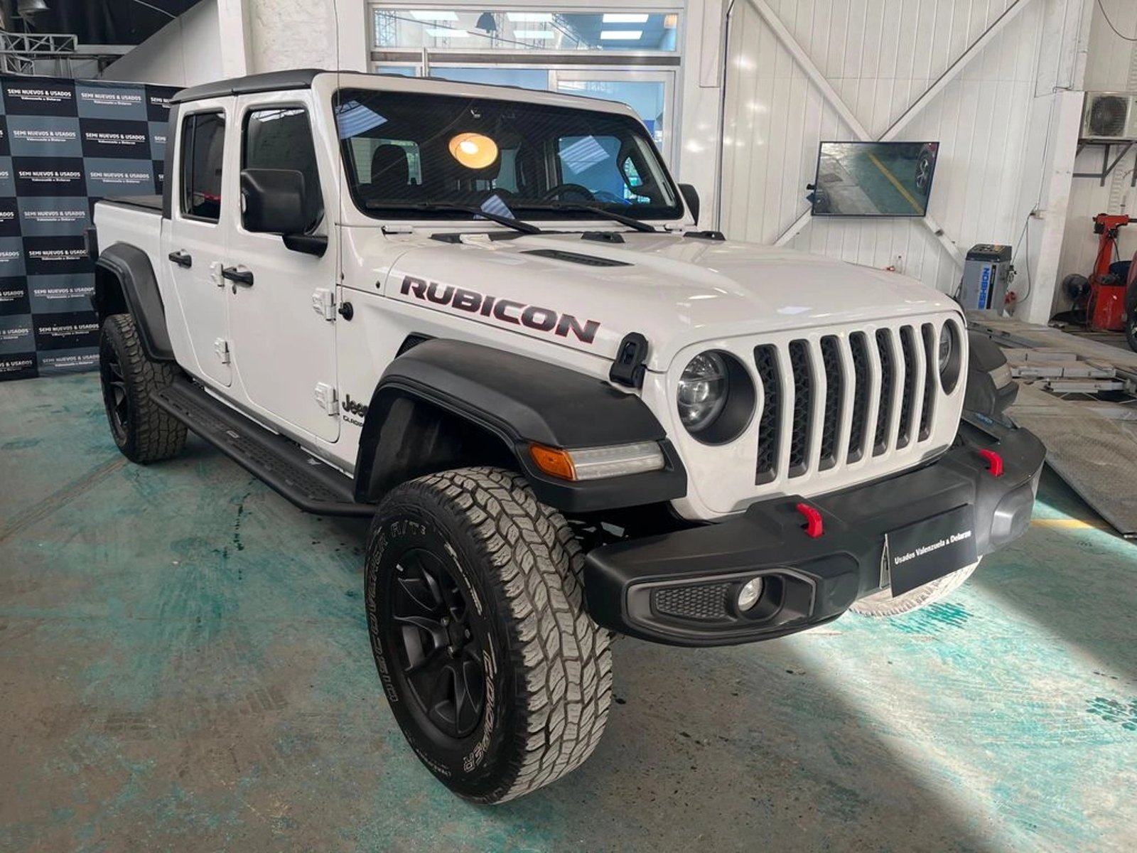 Jeep WRANGLER ALL NEW GLADIATOR SPORT 3.6 2021 - Imagen 3 de 15