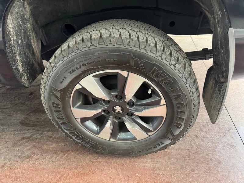 Peugeot LANDTREK Active BlueHDi 180 4x2 2024 - Imagen 7 de 11