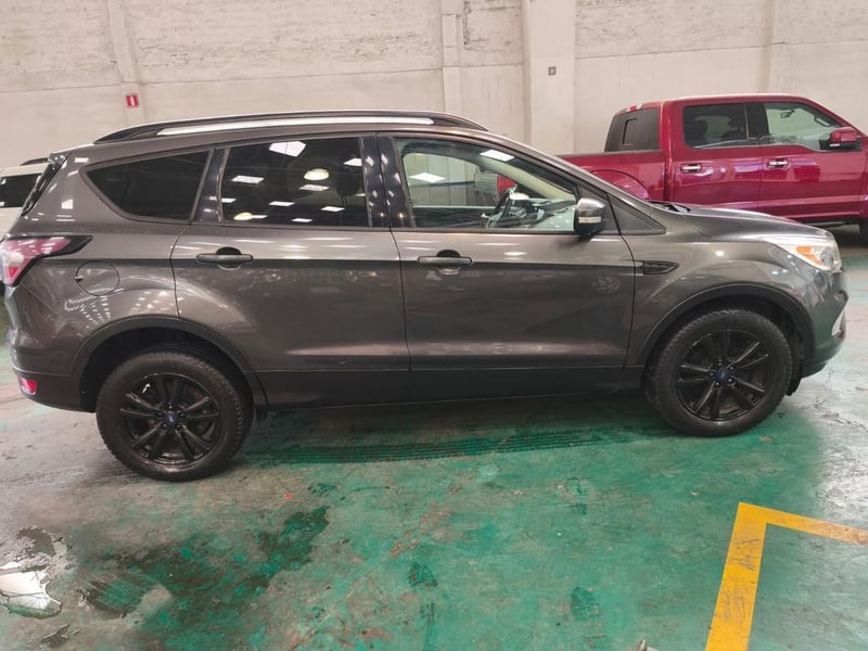 Ford ESCAPE 2.5 S 4X2 AT 5P 2017 - Imagen 4 de 14