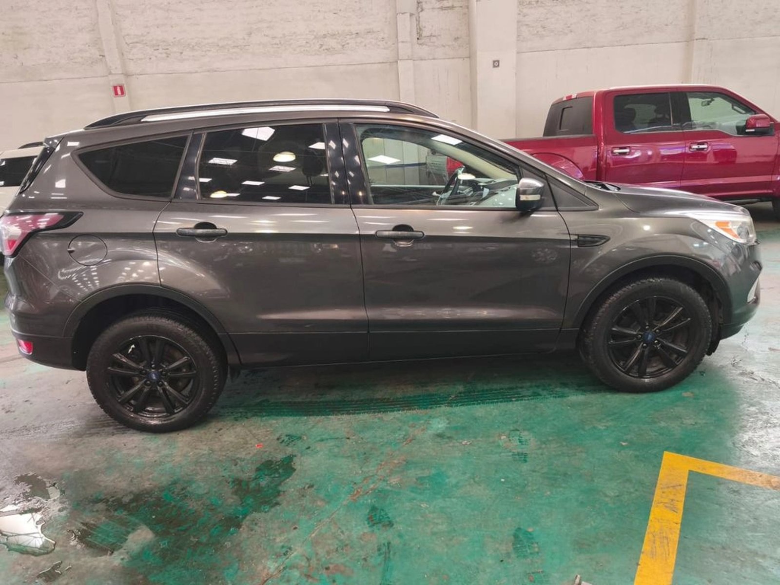 Ford ESCAPE 2.5 S 4X2 AT 5P 2017 - Foto 4 de 14