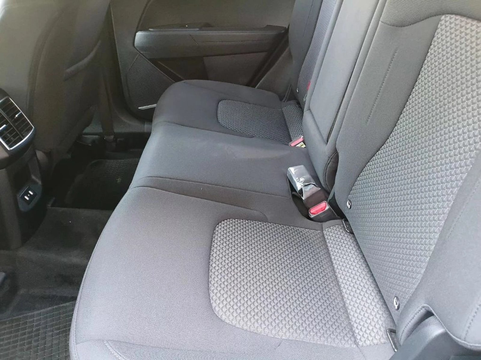 KIA SPORTAGE LX 2.0T 8AT DSL (2422) 2026 - Imagen 18 de 20