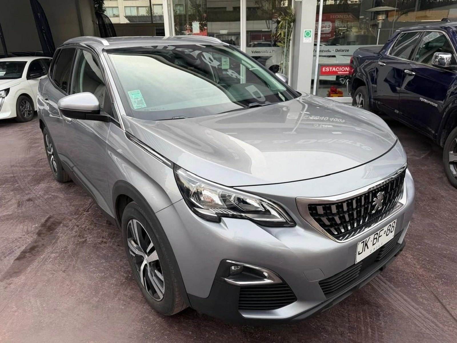 Peugeot 3008 Active 1.6 BlueHDi 120HP MT E6 2017 - Foto 3 de 13