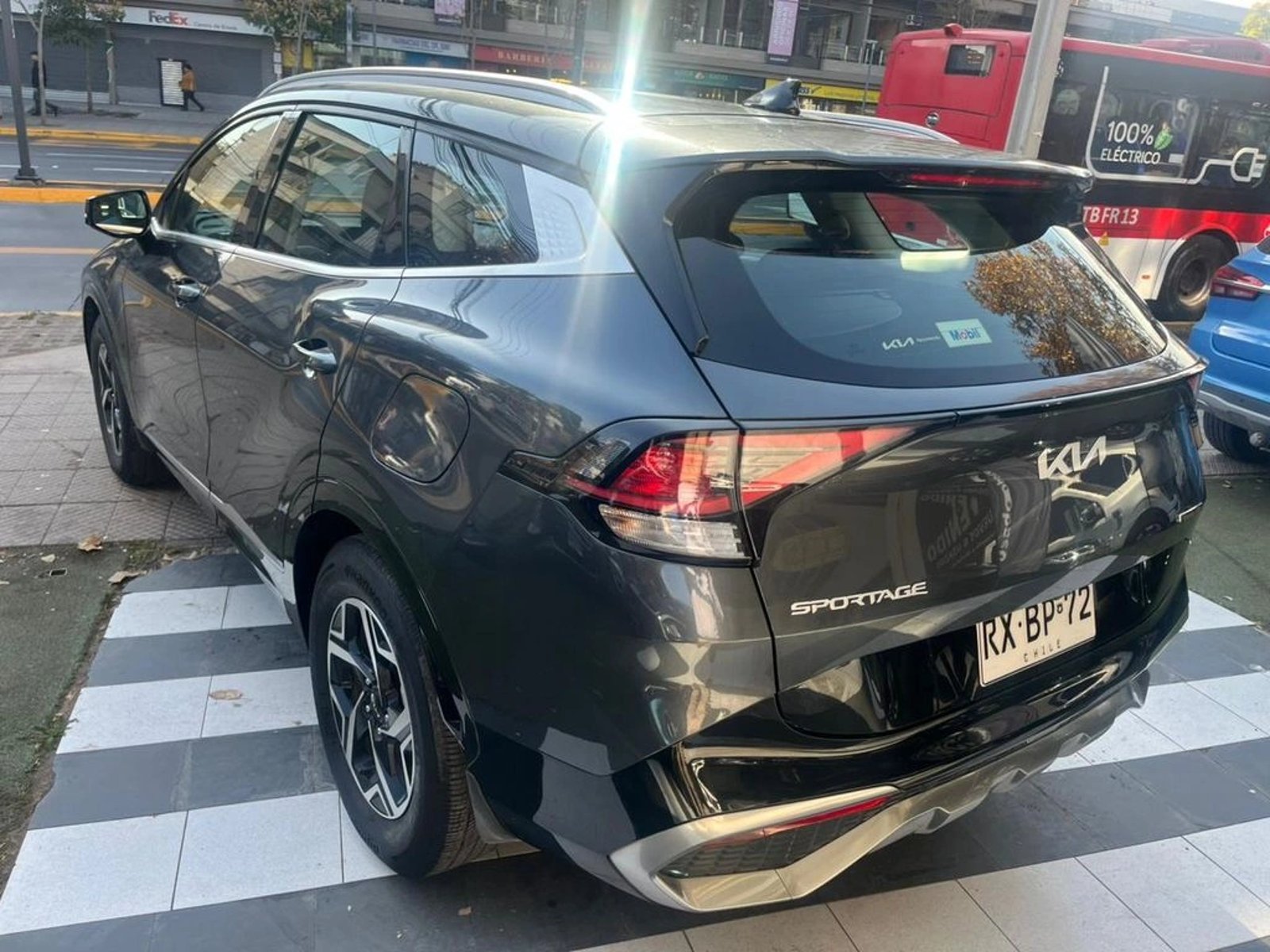 Kia SPORTAGE EX 2.0L 8AT DSL (2190) 2022 - Foto 4 de 15