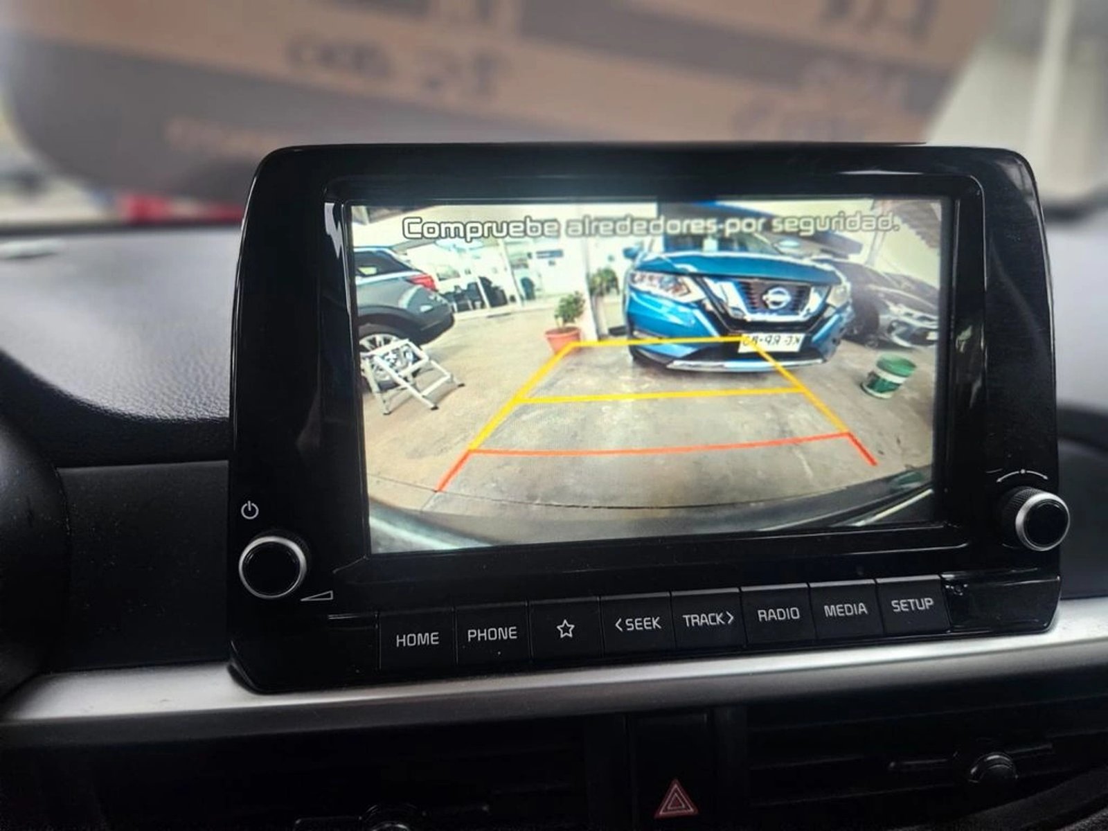 Kia MORNING MPI 1.2 AUT 2023 - Imagen 7 de 9