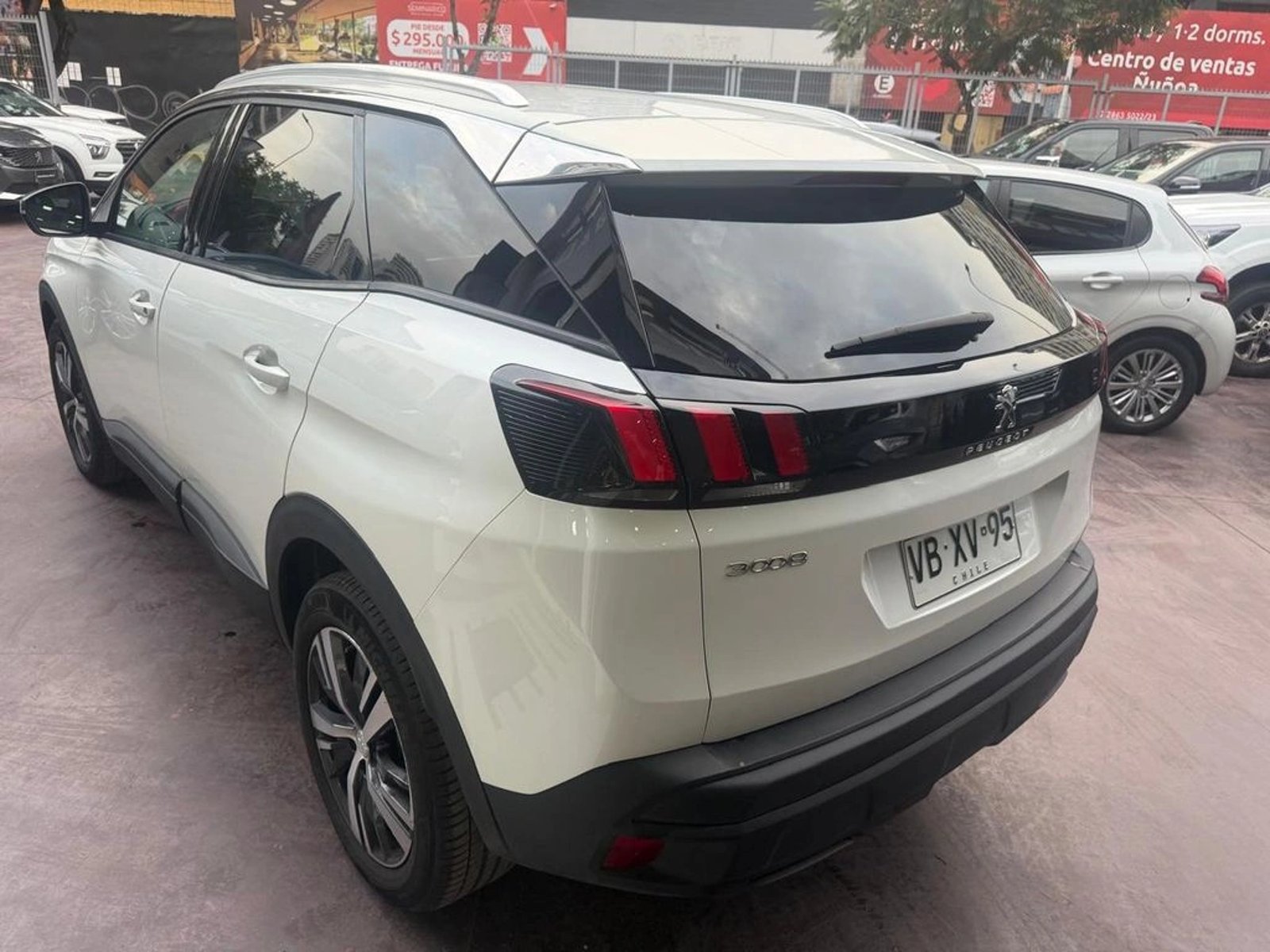 PEUGEOT 3008 Active Pack Puretech 130 2025 - Imagen 6 de 17