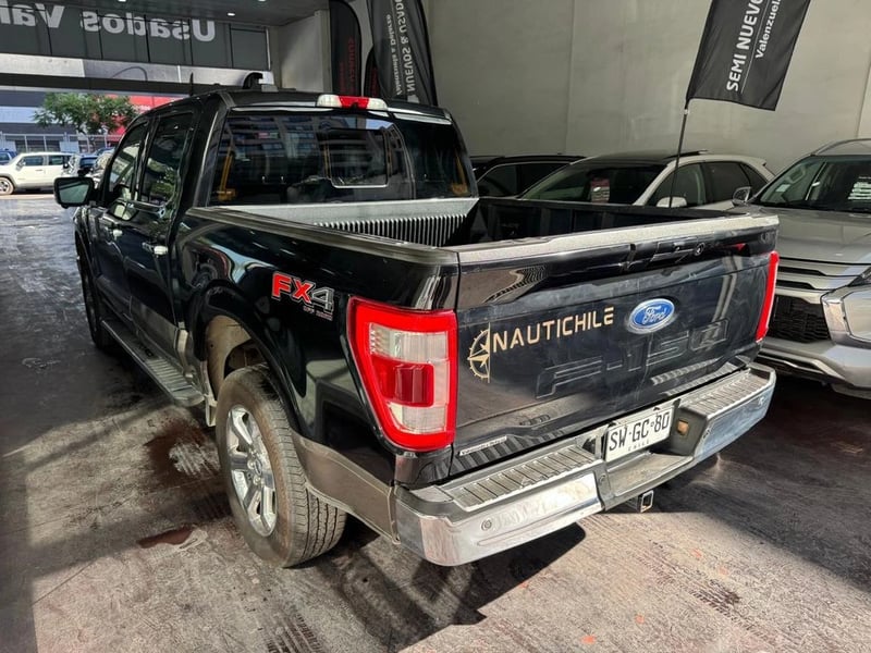 Ford F-150 5.0 LARIAT LUXURY CC DOB. CAB. 4X4 AT 4P 2023 - Imagen 6 de 15