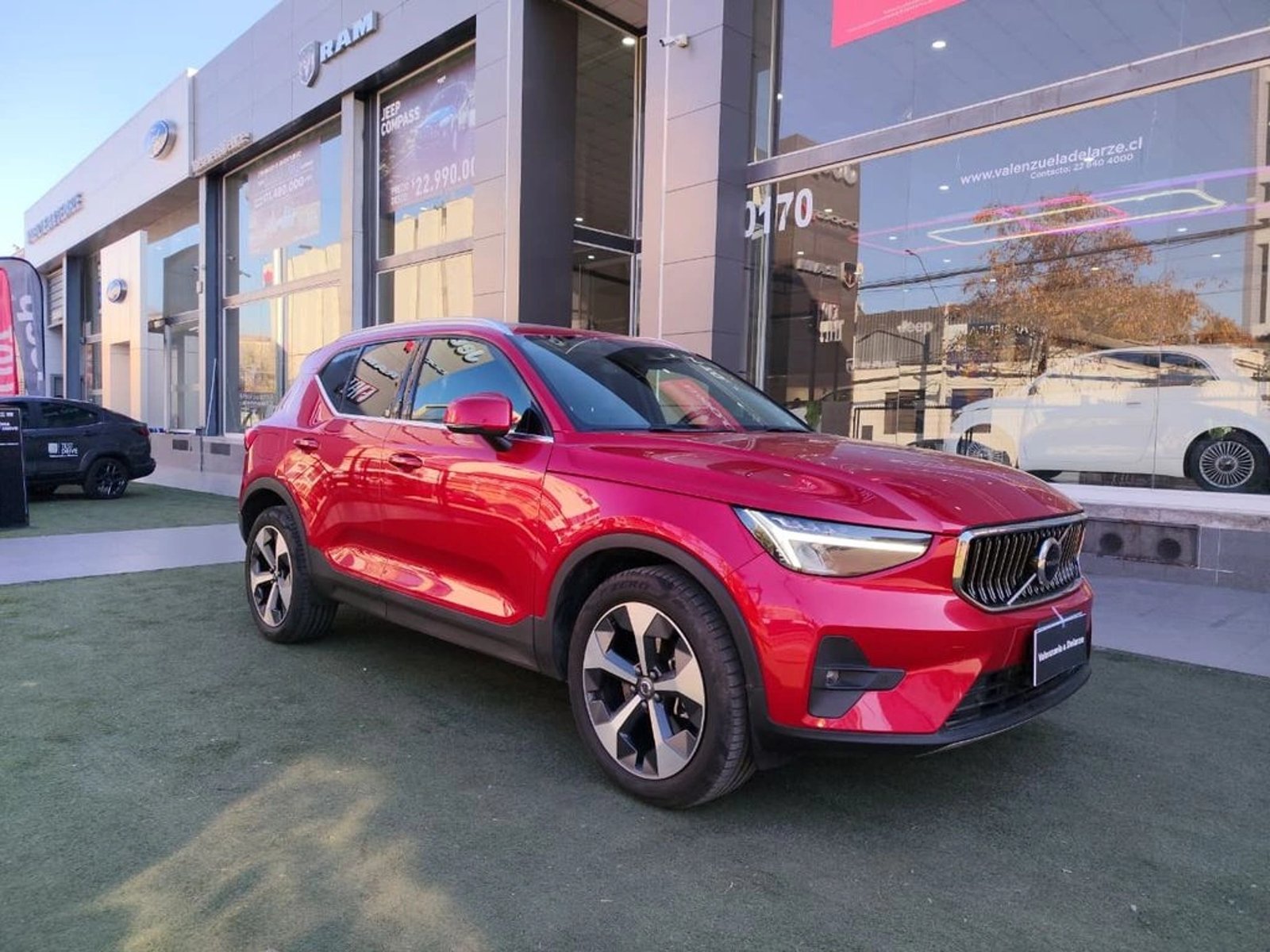 Volvo XC40 B4 ULTIMATE 2.0 AUT 2023 - Imagen 7 de 19