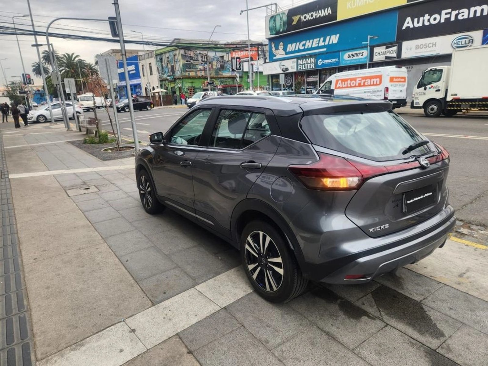 Nissan KICKS SENSE 1.6 MT 2023 - Foto 4 de 11