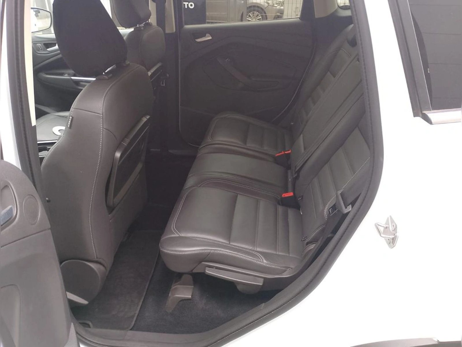 Ford ESCAPE Titanium Diésel AT AWD 2020 - Imagen 18 de 18