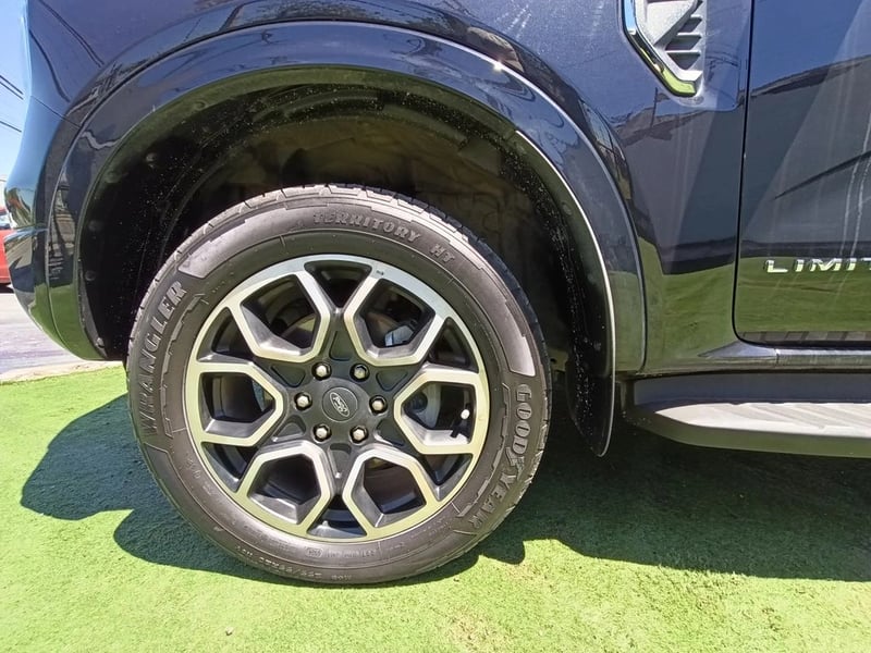 Ford RANGER Limited 4x4 3.0L AT 2024 - Imagen 7 de 17