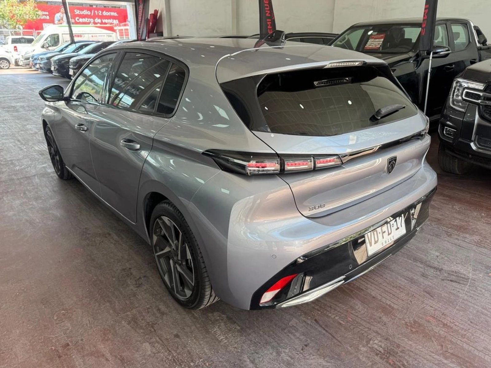 PEUGEOT 308 Allure Pack Puretech 130 EAT8 PRS 2025 - Imagen 6 de 19