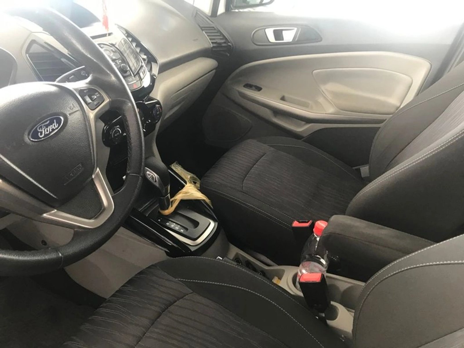 FORD ECOSPORT TITANIUM 2017 - Imagen 6 de 10