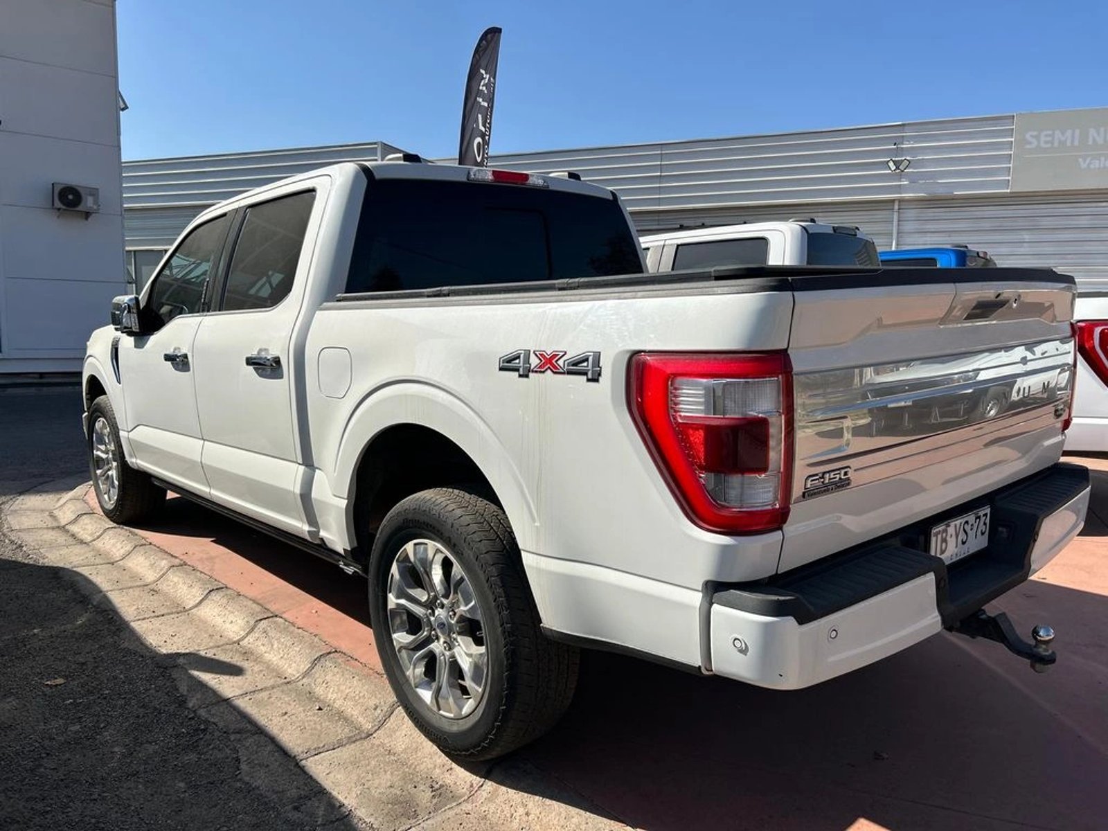 FORD F-150 Platinum FHEV 3.5 2024 - Imagen 5 de 12